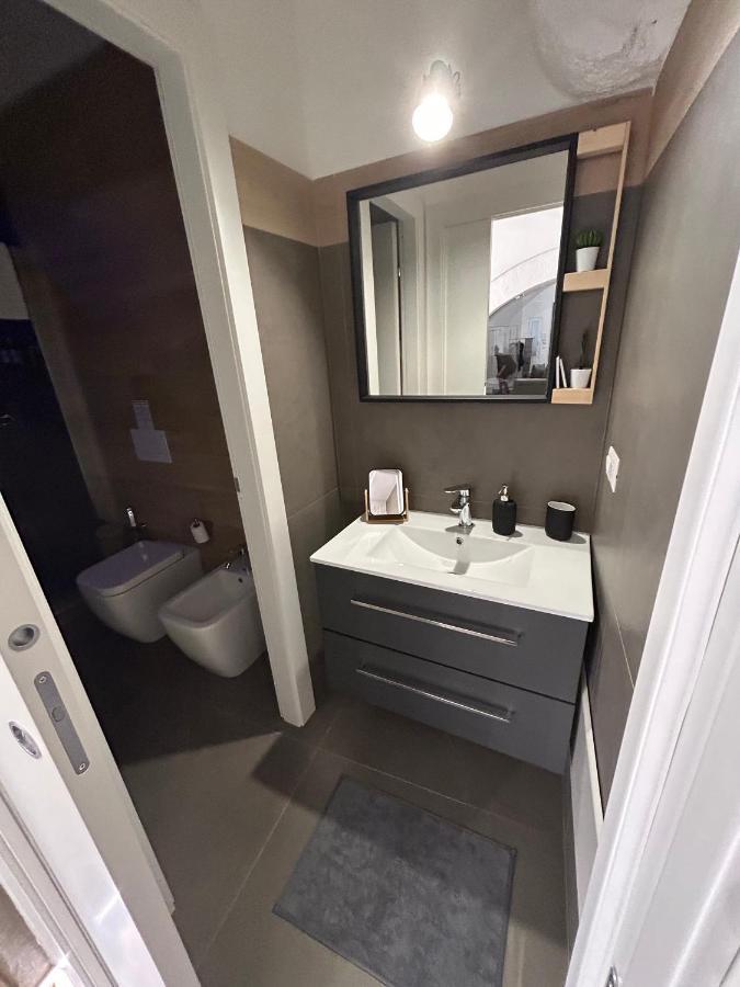 Archome Luxury Apartment Brindisi Bagian luar foto