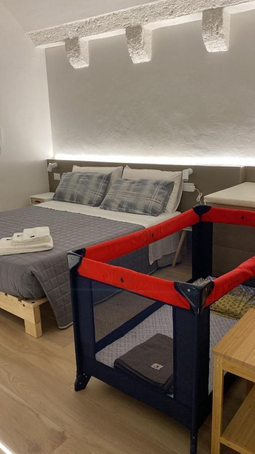 Archome Luxury Apartment Brindisi Bagian luar foto