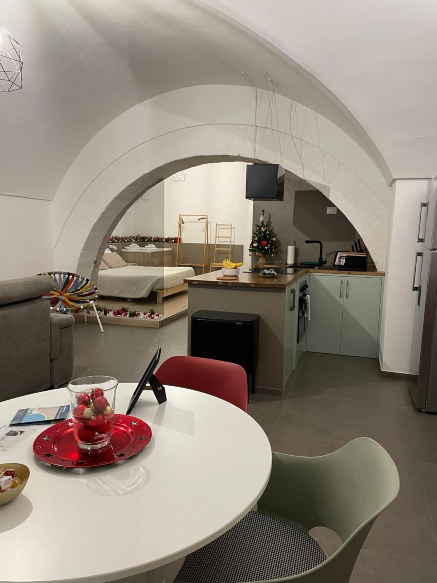Archome Luxury Apartment Brindisi Bagian luar foto