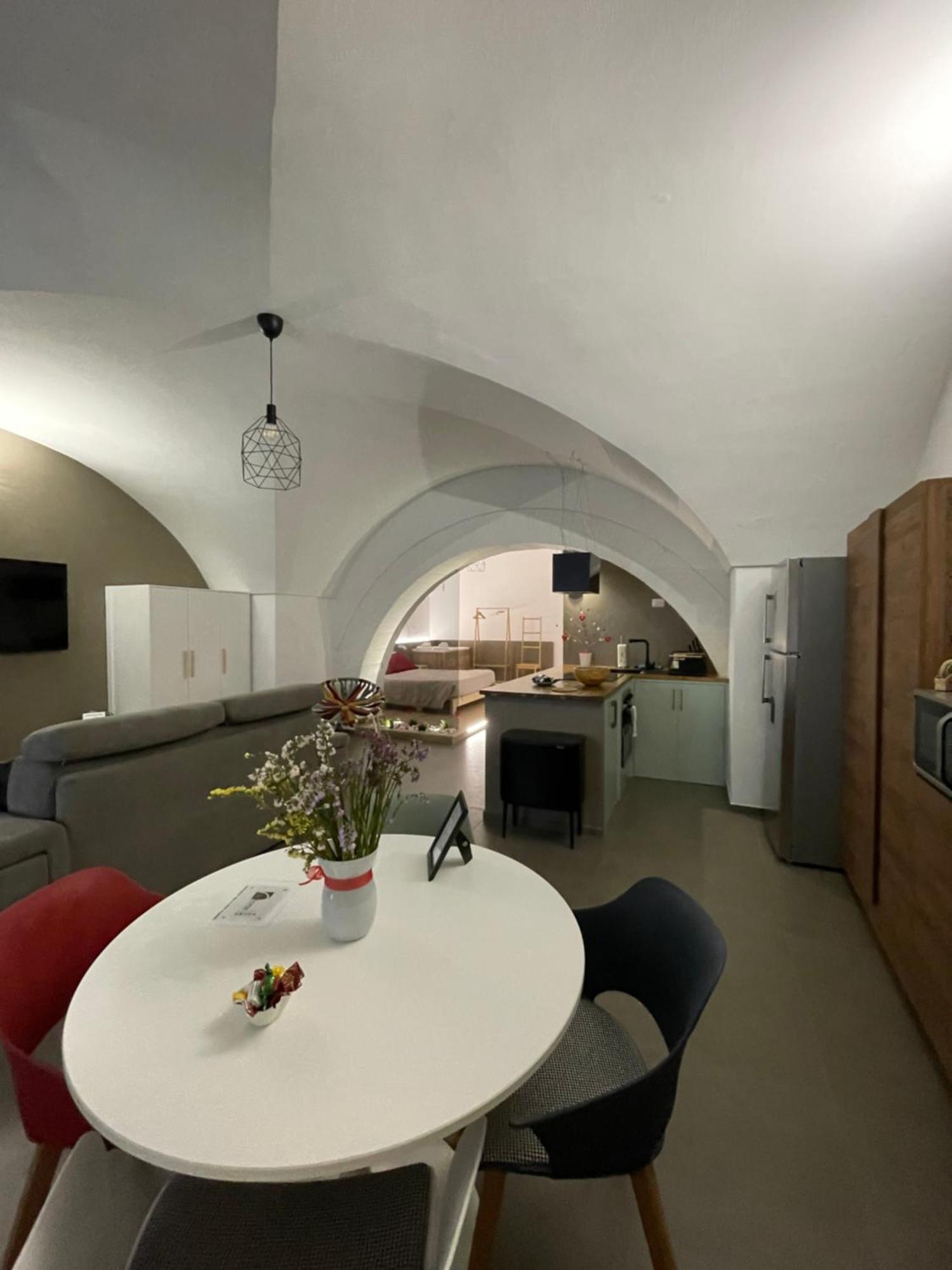 Archome Luxury Apartment Brindisi Bagian luar foto